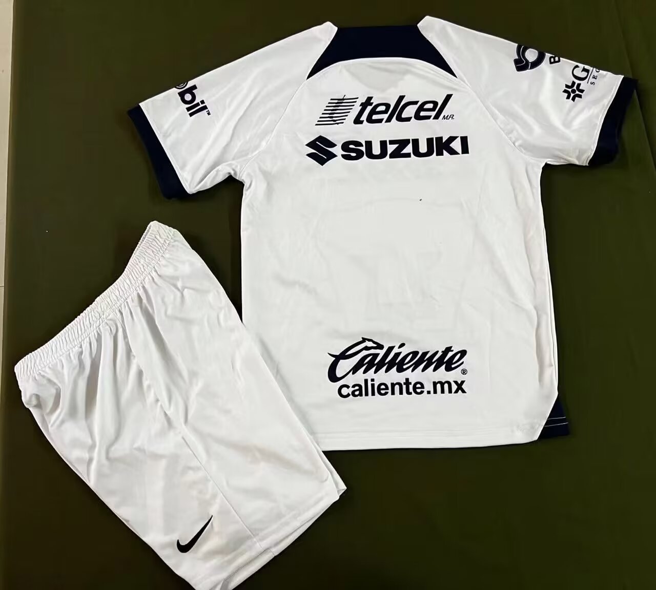 Conjunto Pumas UNAM 23/24