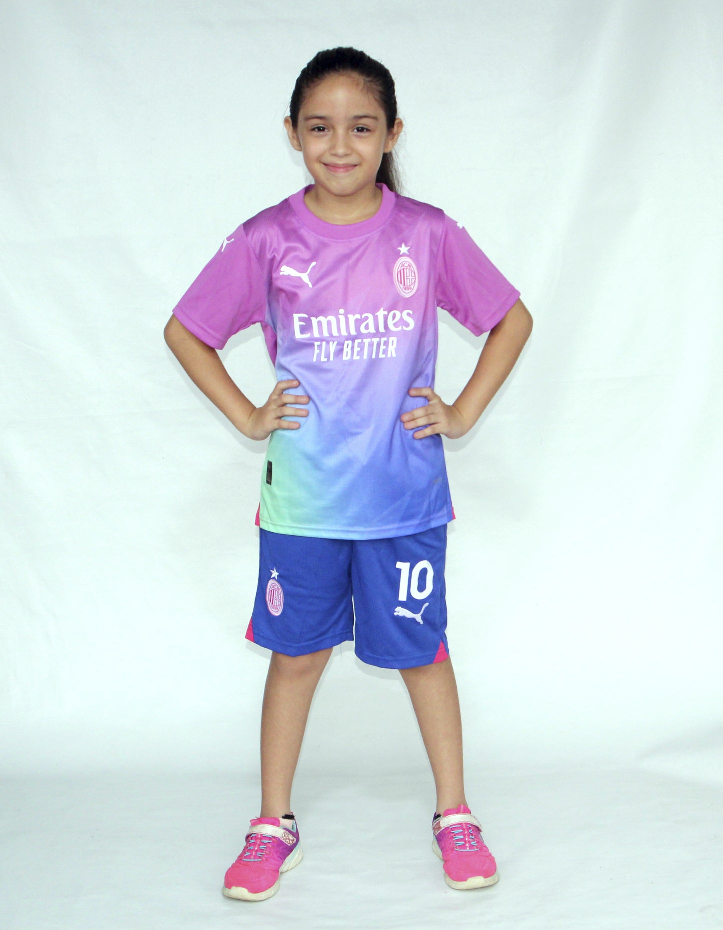 Conjunto AC Milan 23/24 - Visita