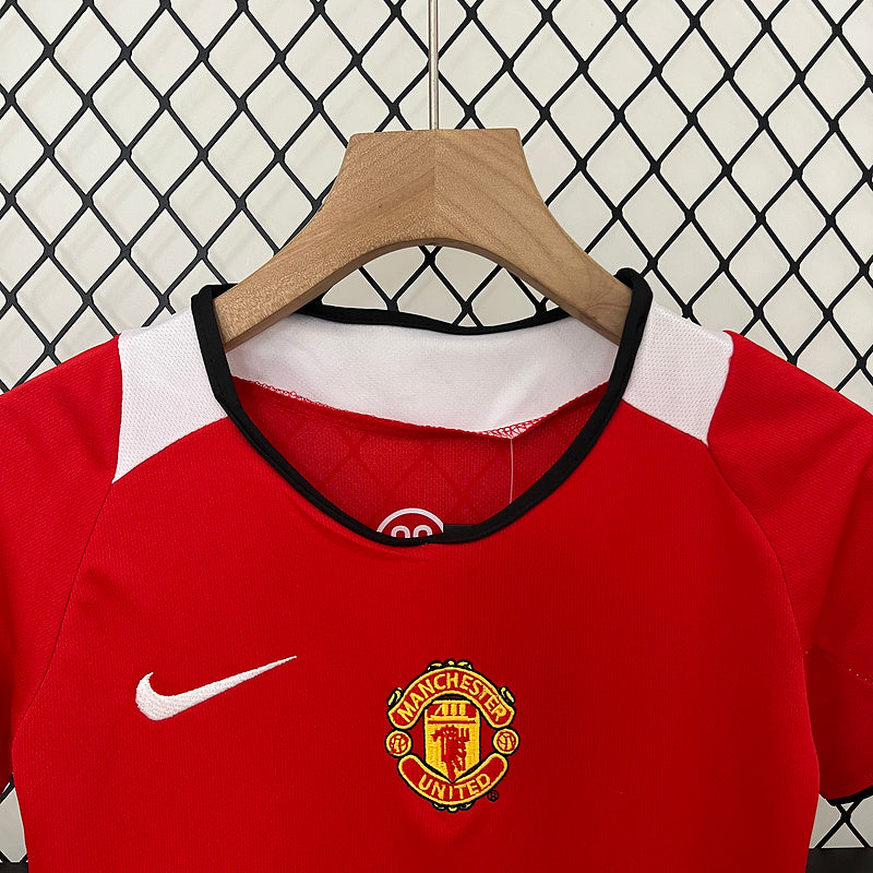 Conjunto Retro Manchester United 05/06