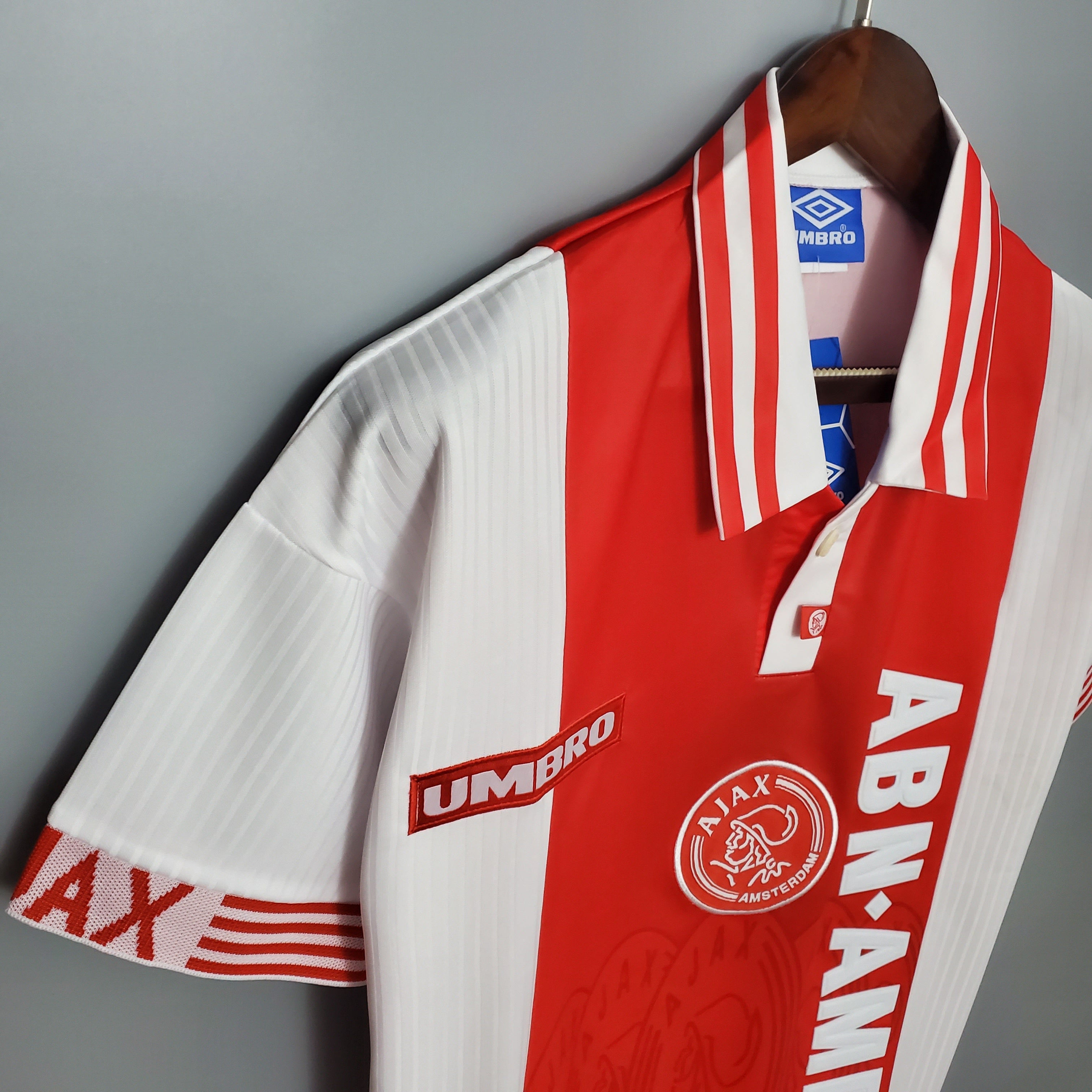 Camiseta Retro Ajax 97/98 – Tu Camiseta 10
