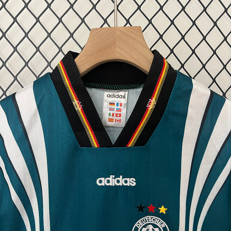 Conjunto Retro Alemania 1996