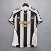 Camiseta Retro Newcastle 05/06