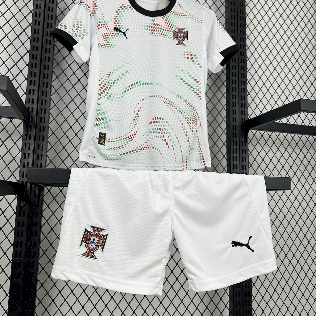 Conjunto Portugal 2025 - Visitante