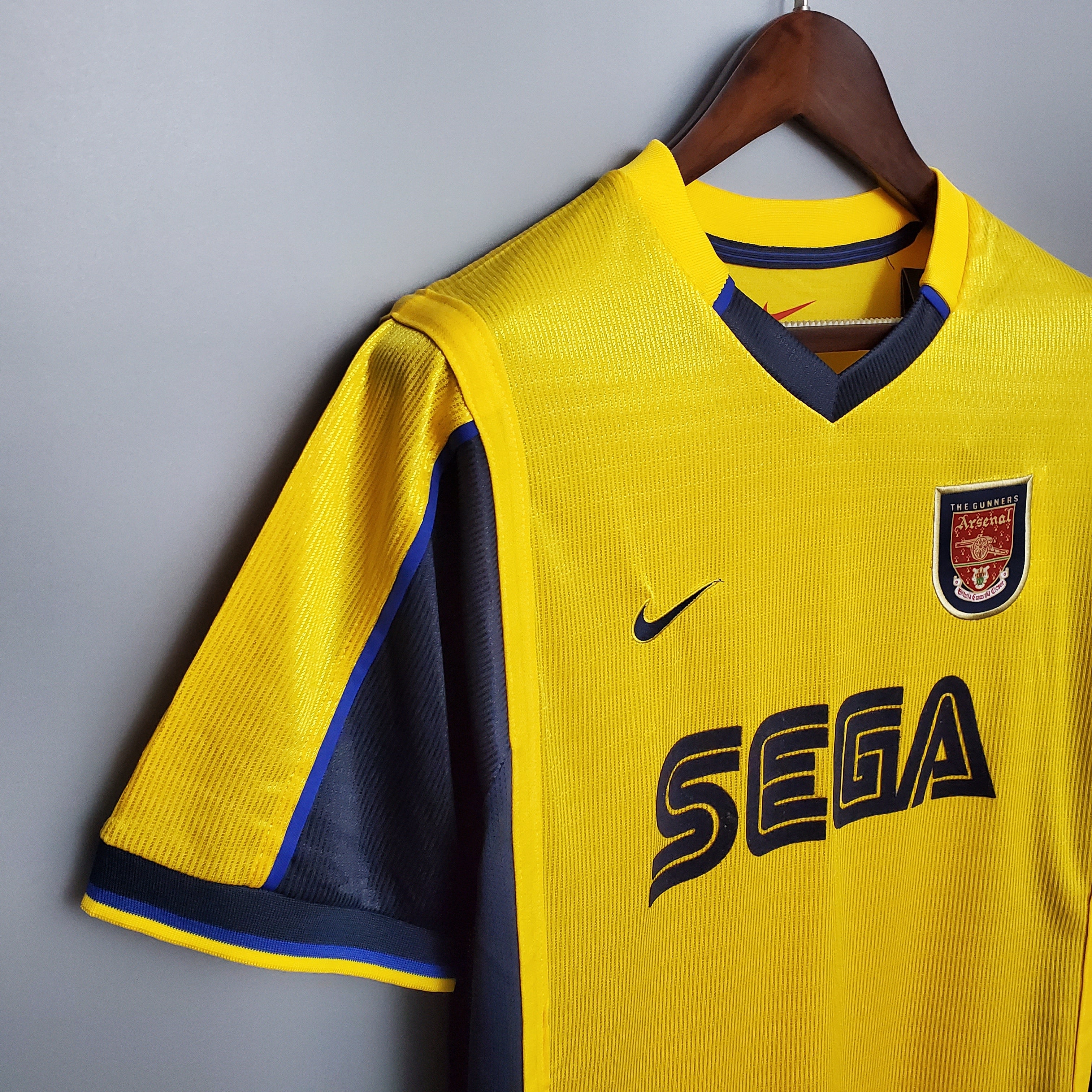 Camiseta Retro Arsenal 99/00 - Visita