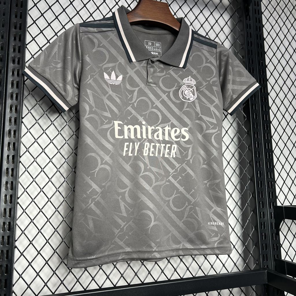 Conjunto Real Madrid 24/25 - 3era equipacion