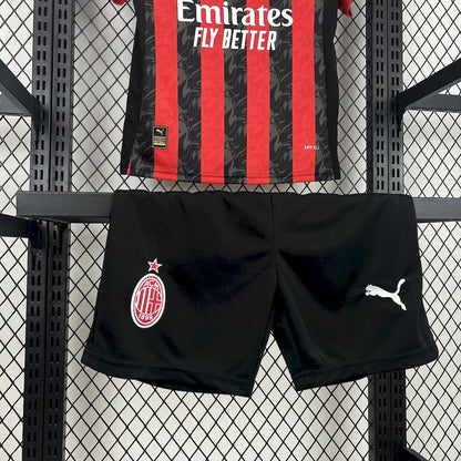 Conjunto AC Milan 25/26
