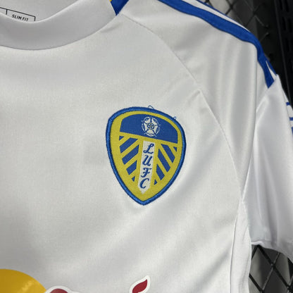Conjunto Leeds United 24/25