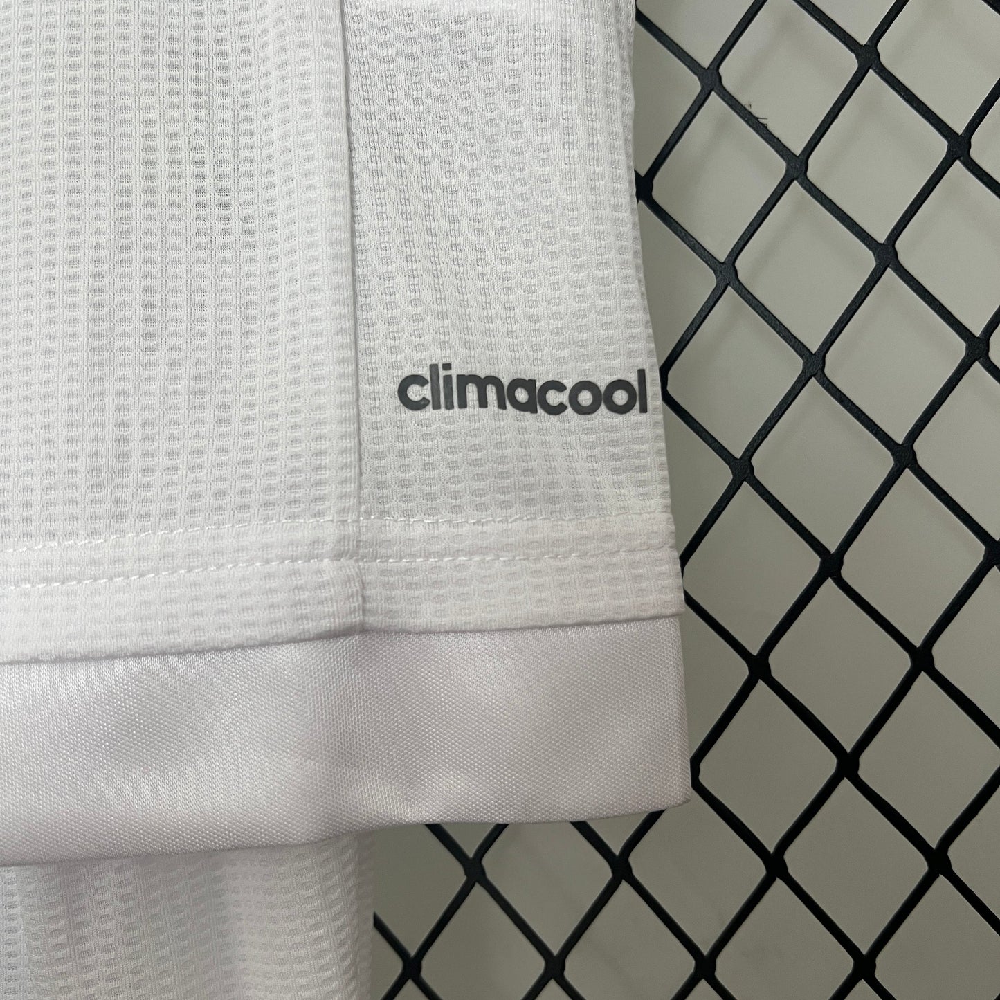 Conjunto Real Madrid 15/16 Retro Final Champions