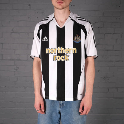 Camiseta Retro Newcastle 05/06