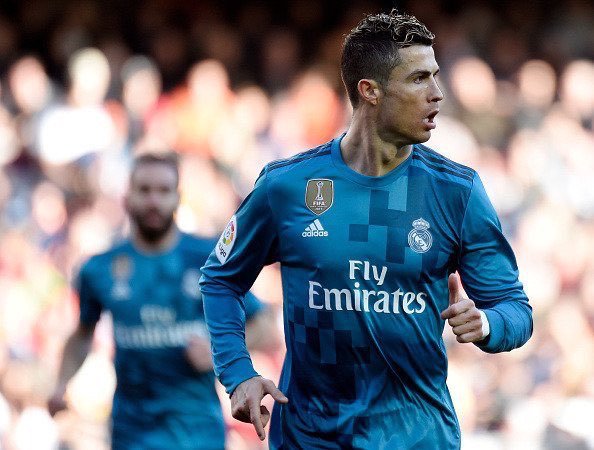 Camiseta Retro Real Madrid 17/18 - Visita