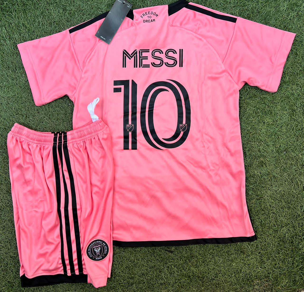 Conjunto Inter Miami 2024 - Messi - Local