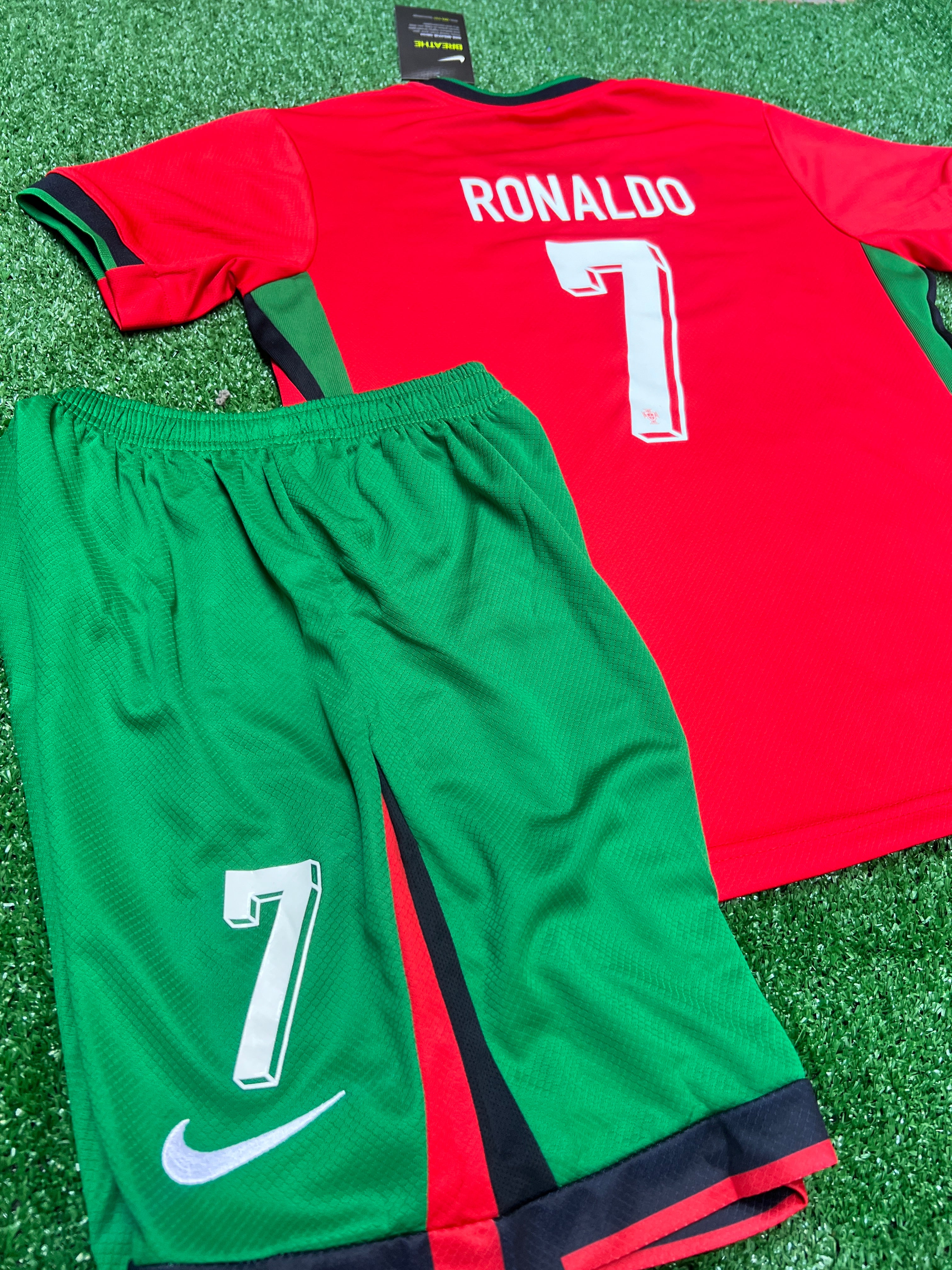 Conjunto Portugal - EURO 2024