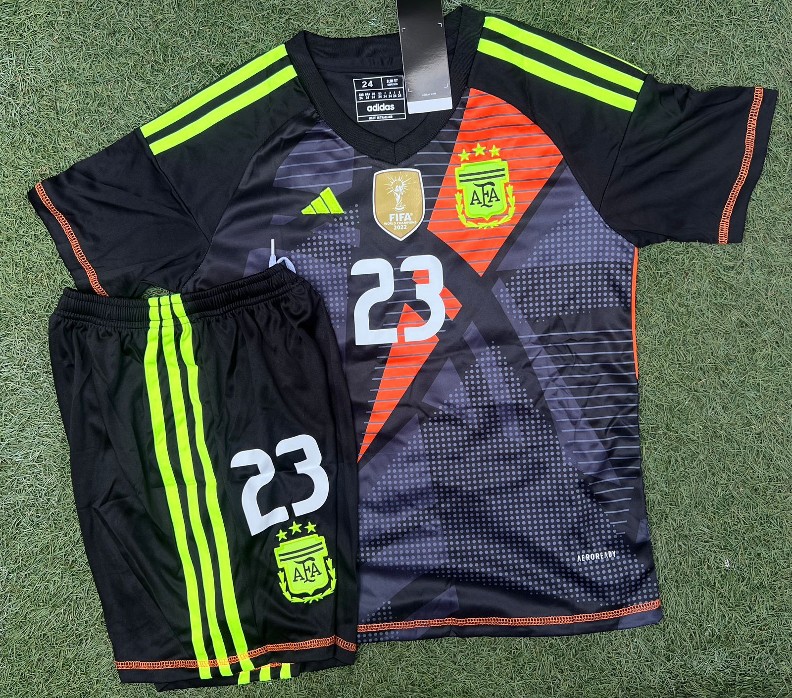 Selected Variant Image