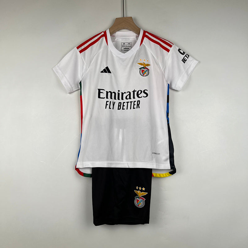 Conjunto Benfica 23/24 - Visita