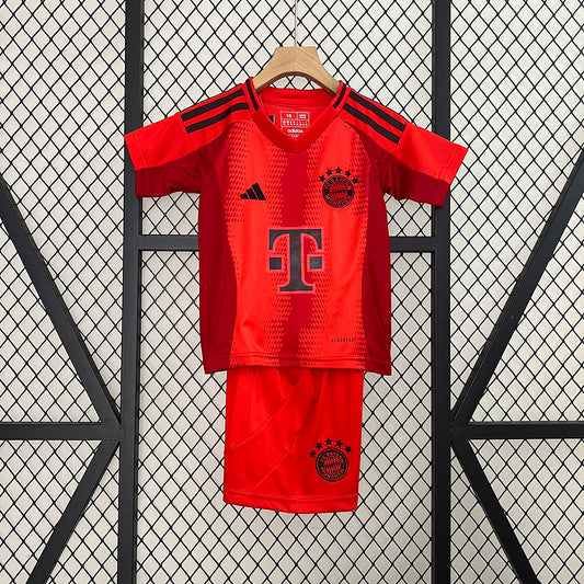 Conjunto Bayern 24/25