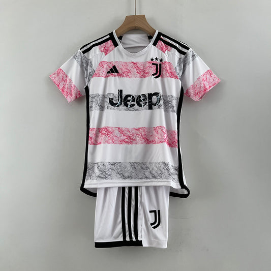 Conjunto Juventus 23/24 - Visita