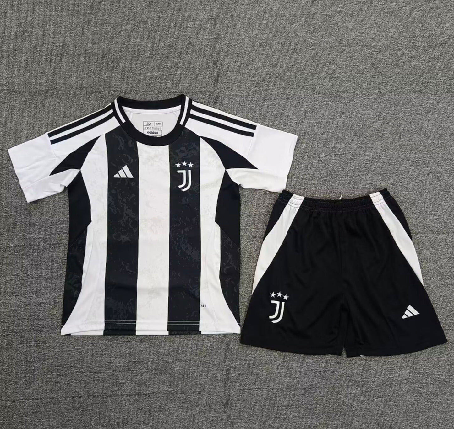 Conjunto Juventus 24/25
