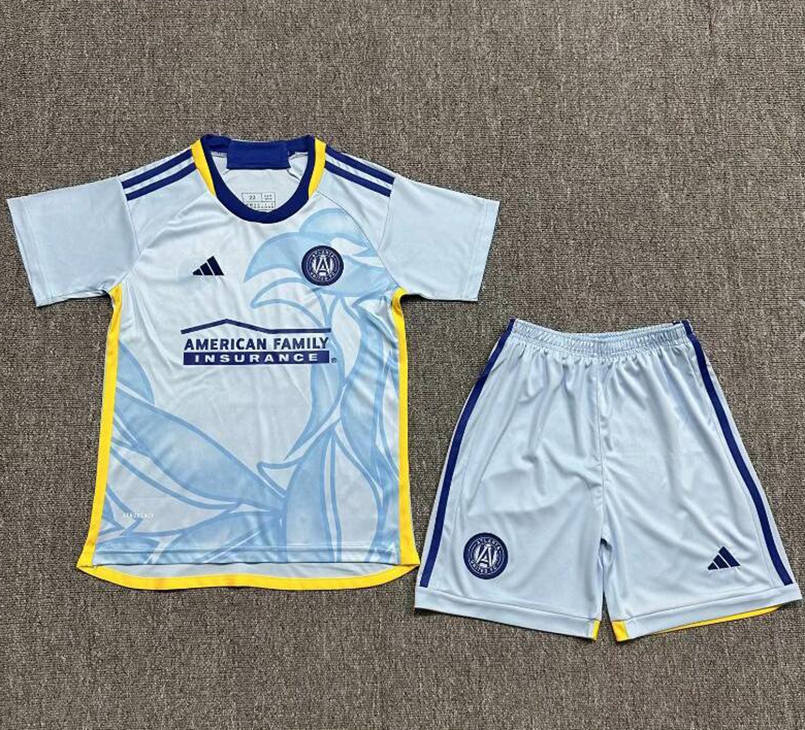 Selected Variant Image