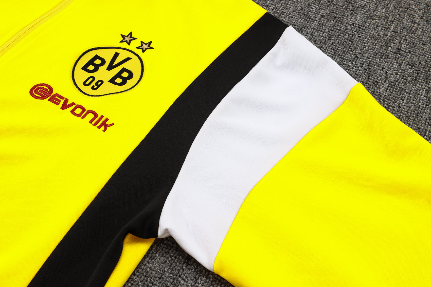 Kit de Entrenamiento B. Dortmund