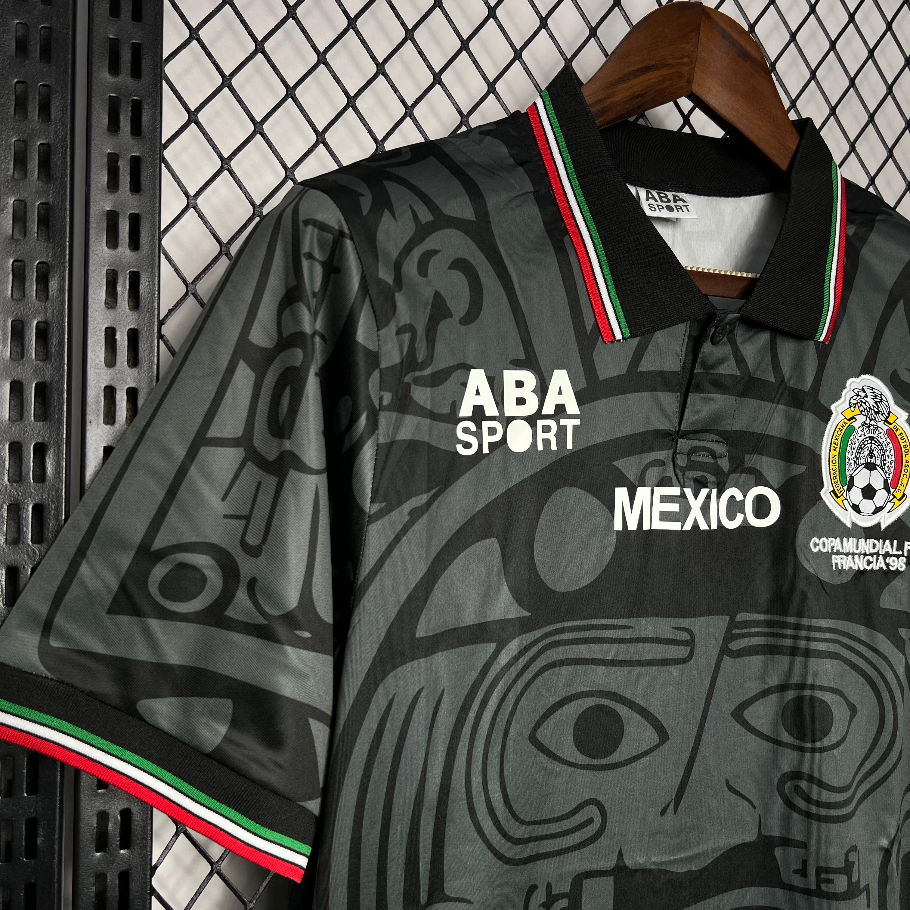 Camiseta Retro Mexico 1998 - Black