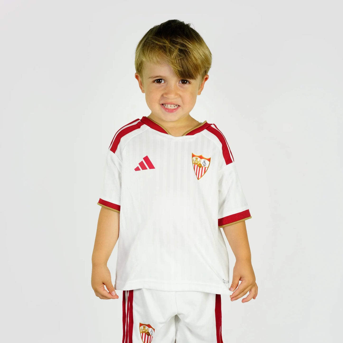 Conjunto Niño Sevilla 2026