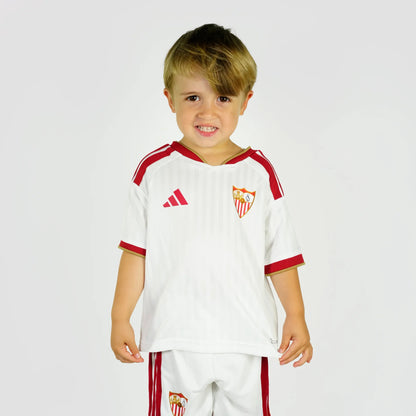 Conjunto Niño Sevilla 2026