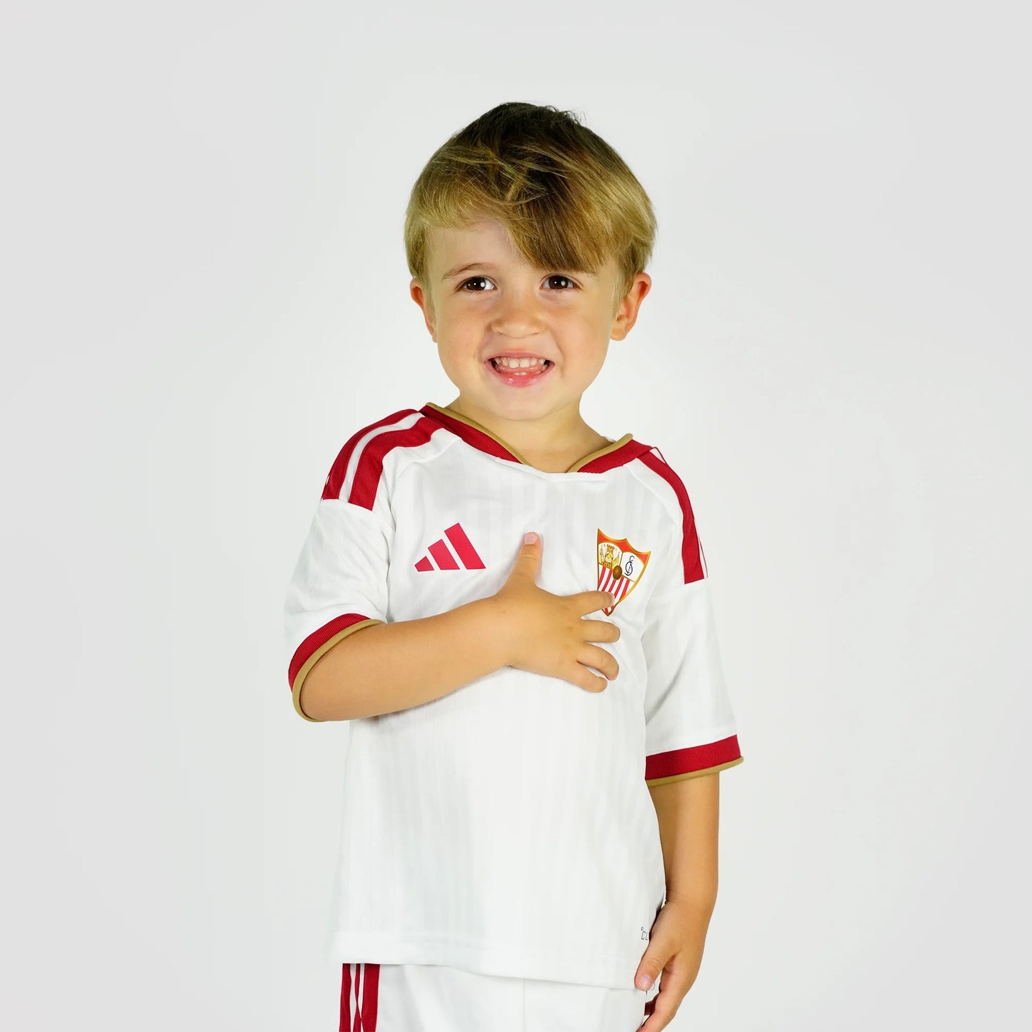 Conjunto Niño Sevilla 2026