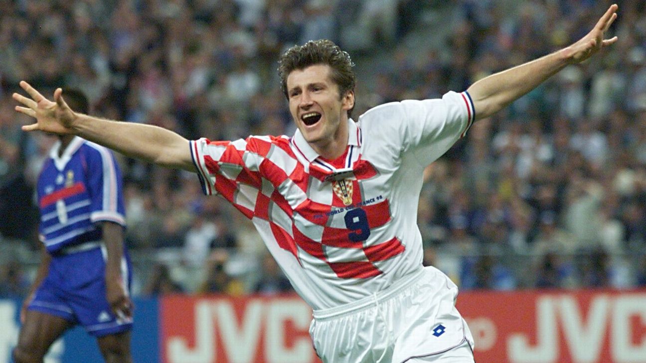 Croatia 1998 Retro T-shirt