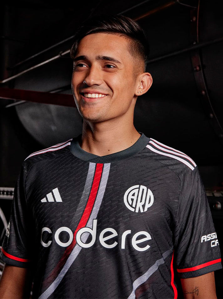 Conjunto River Plate 24/25 - Visitante