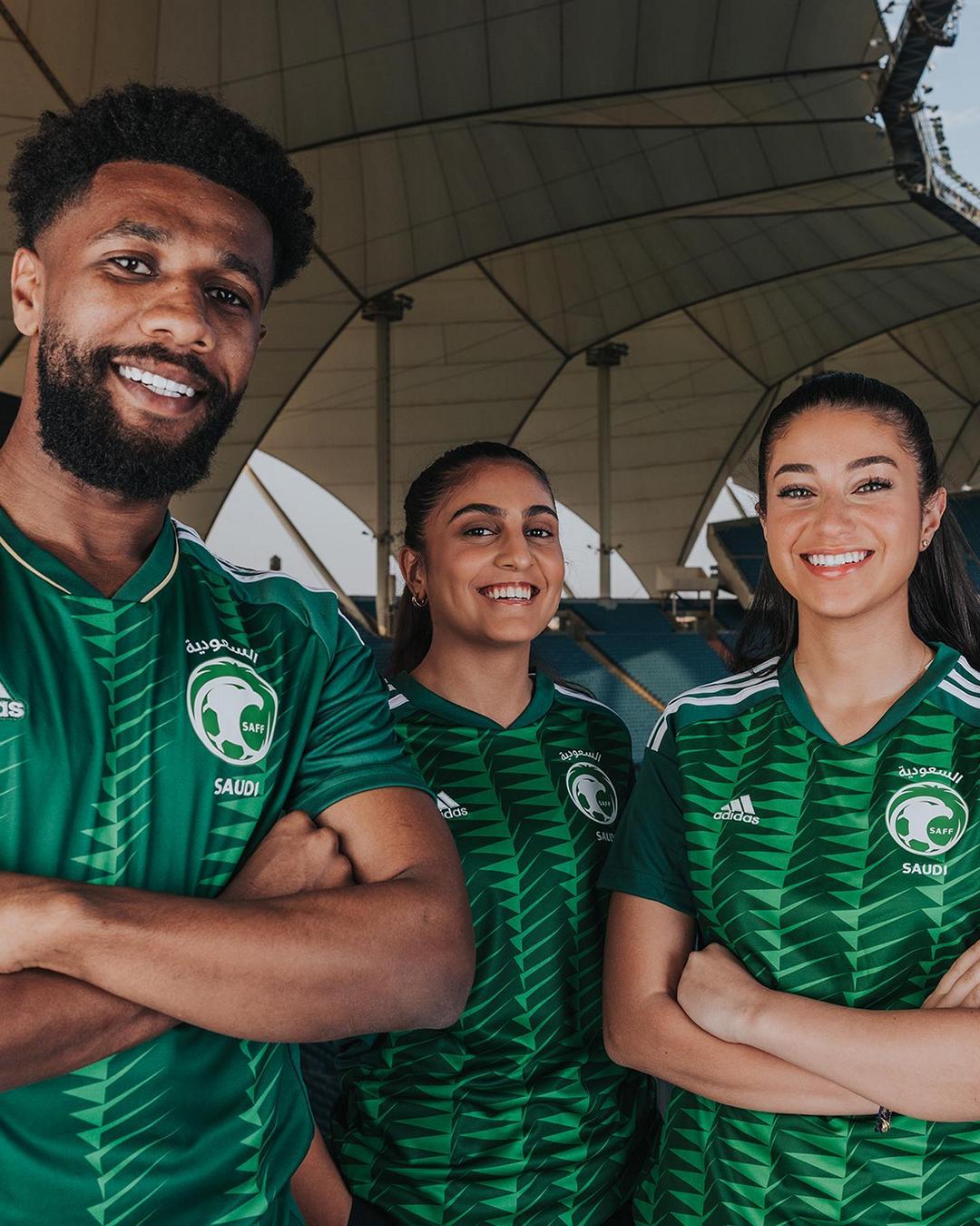 Conjunto Arabia Saudi 24/25