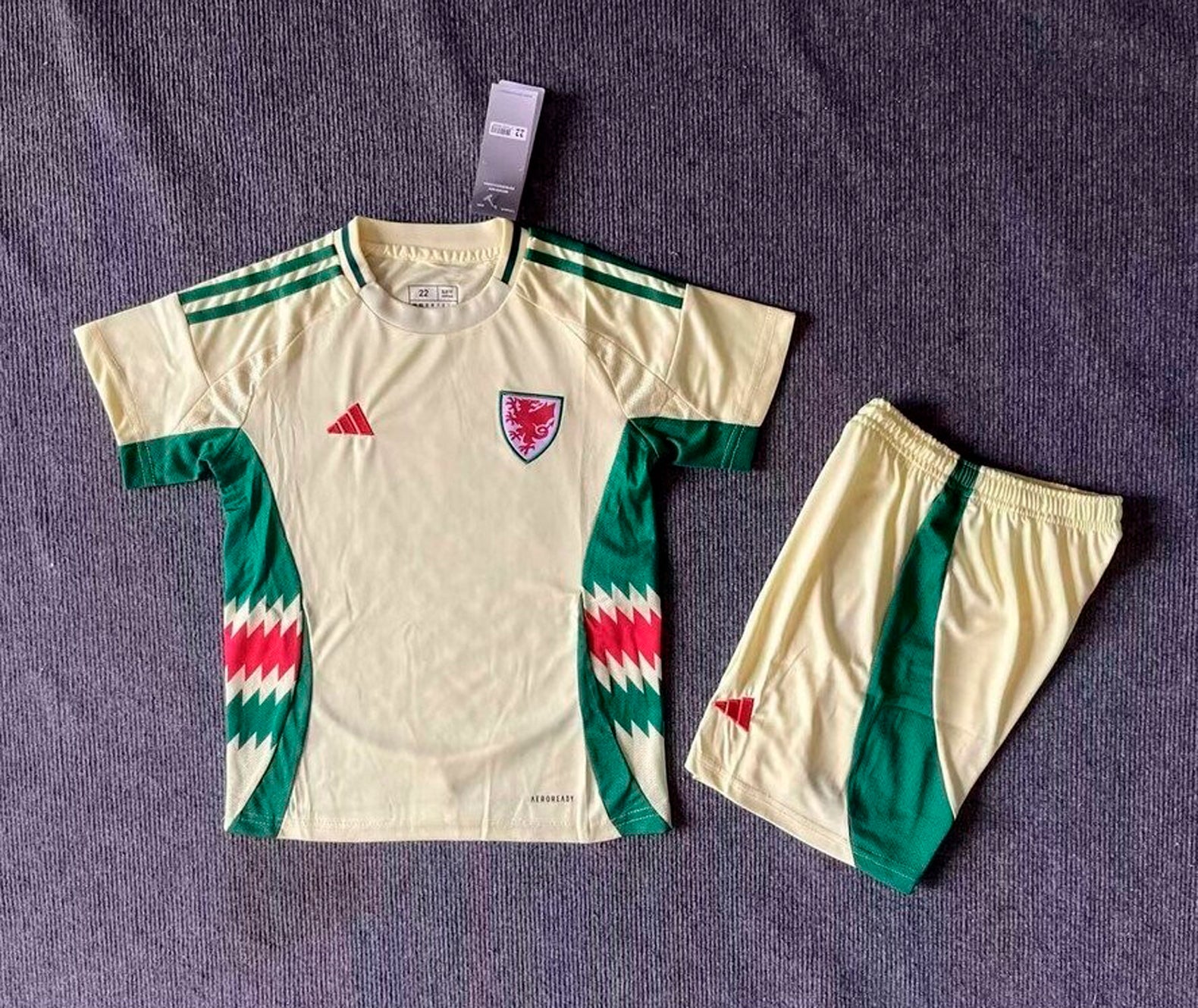 Selected Variant Image