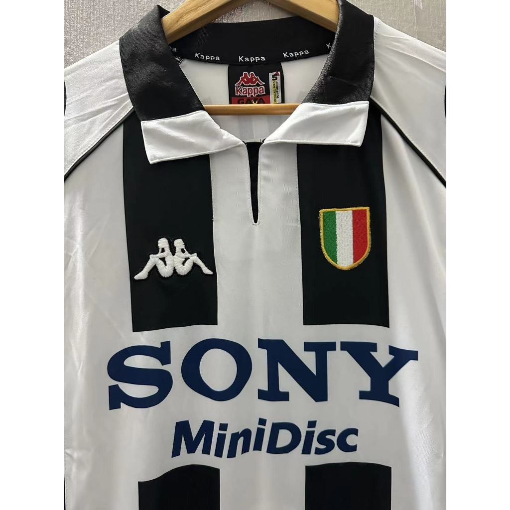 Camiseta Retro Juventus 97/98 - Manga Larga