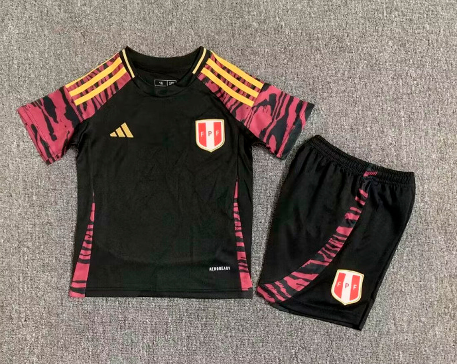 Selected Variant Image